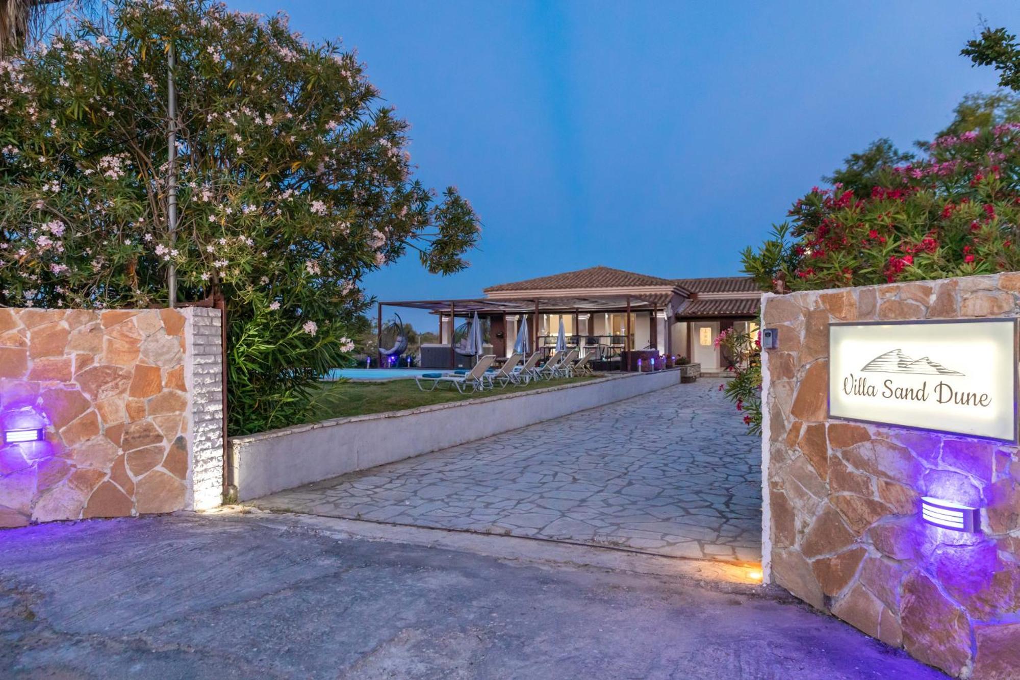Villa Sand Dune Агиос-Георгиос Экстерьер фото